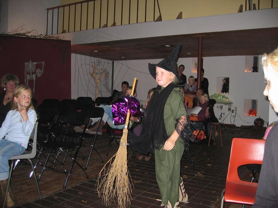 48-Halloween-2005